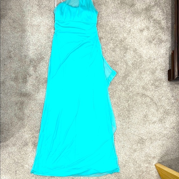 Elegant Blue Evening Gown - Picture 1 of 2